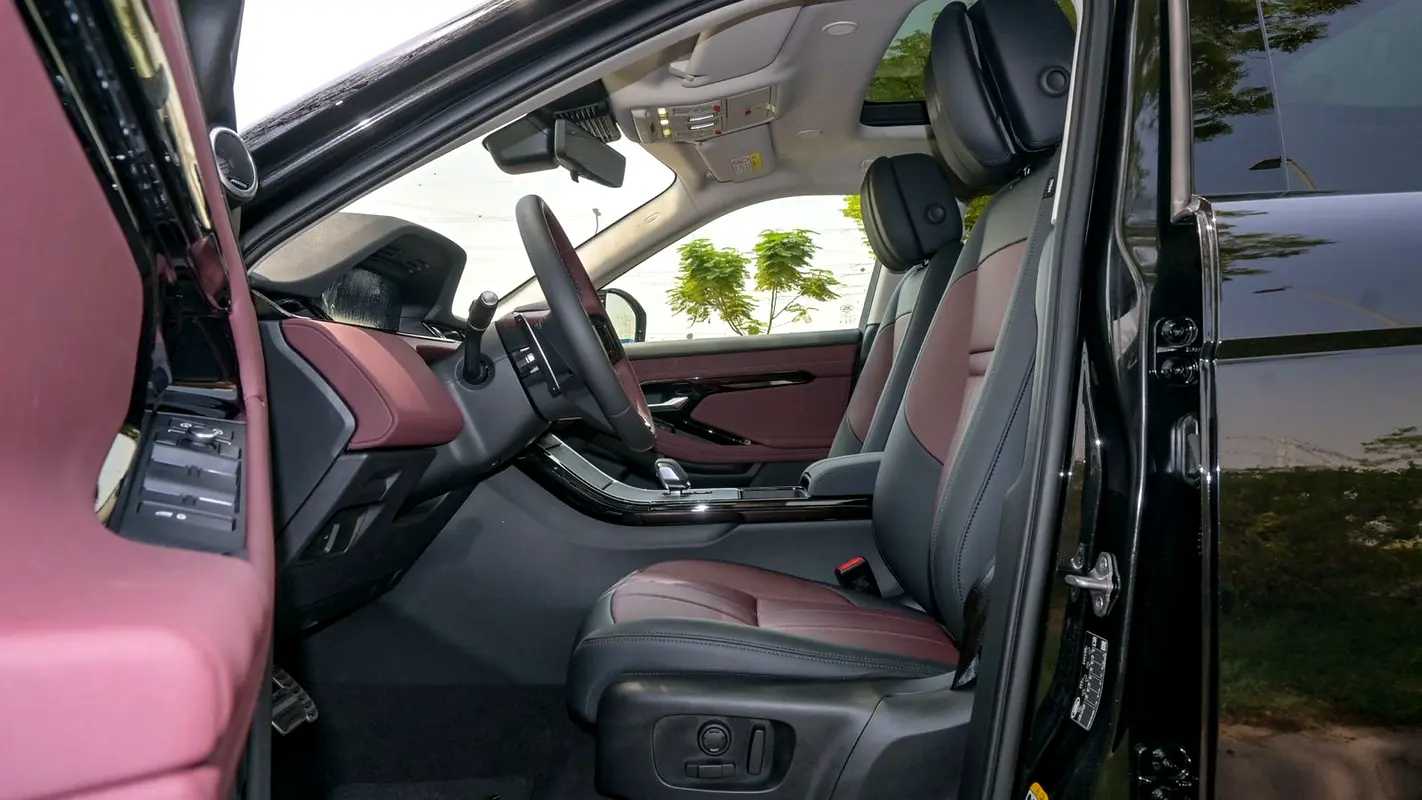 Land Rover Range Rover Evoque 2025