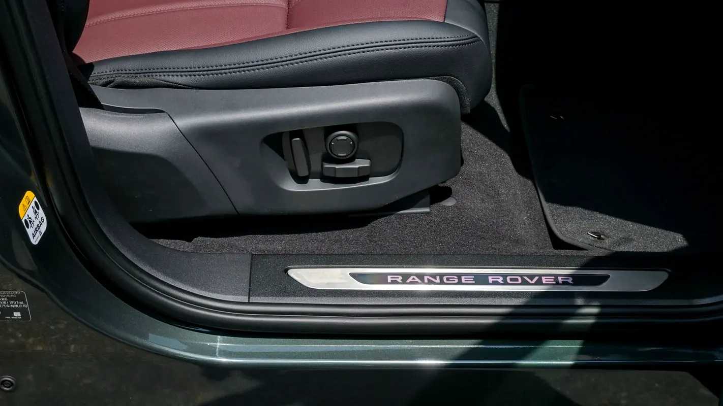 Land Rover Range Rover Evoque 2025