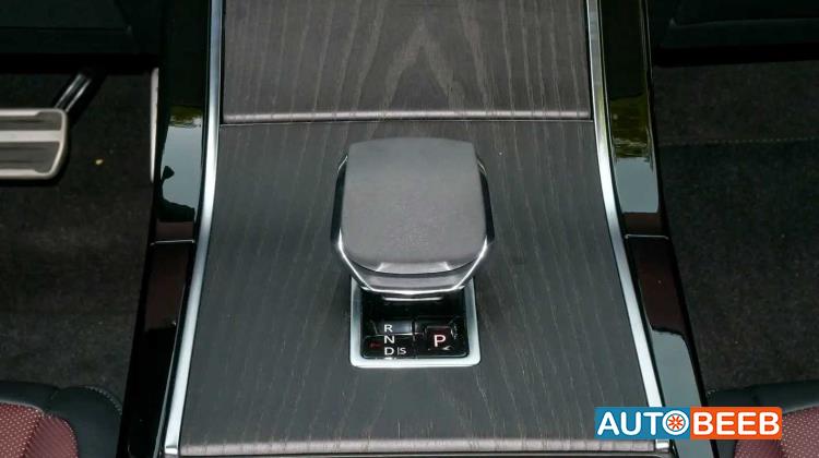 Land Rover Range Rover Evoque 2025