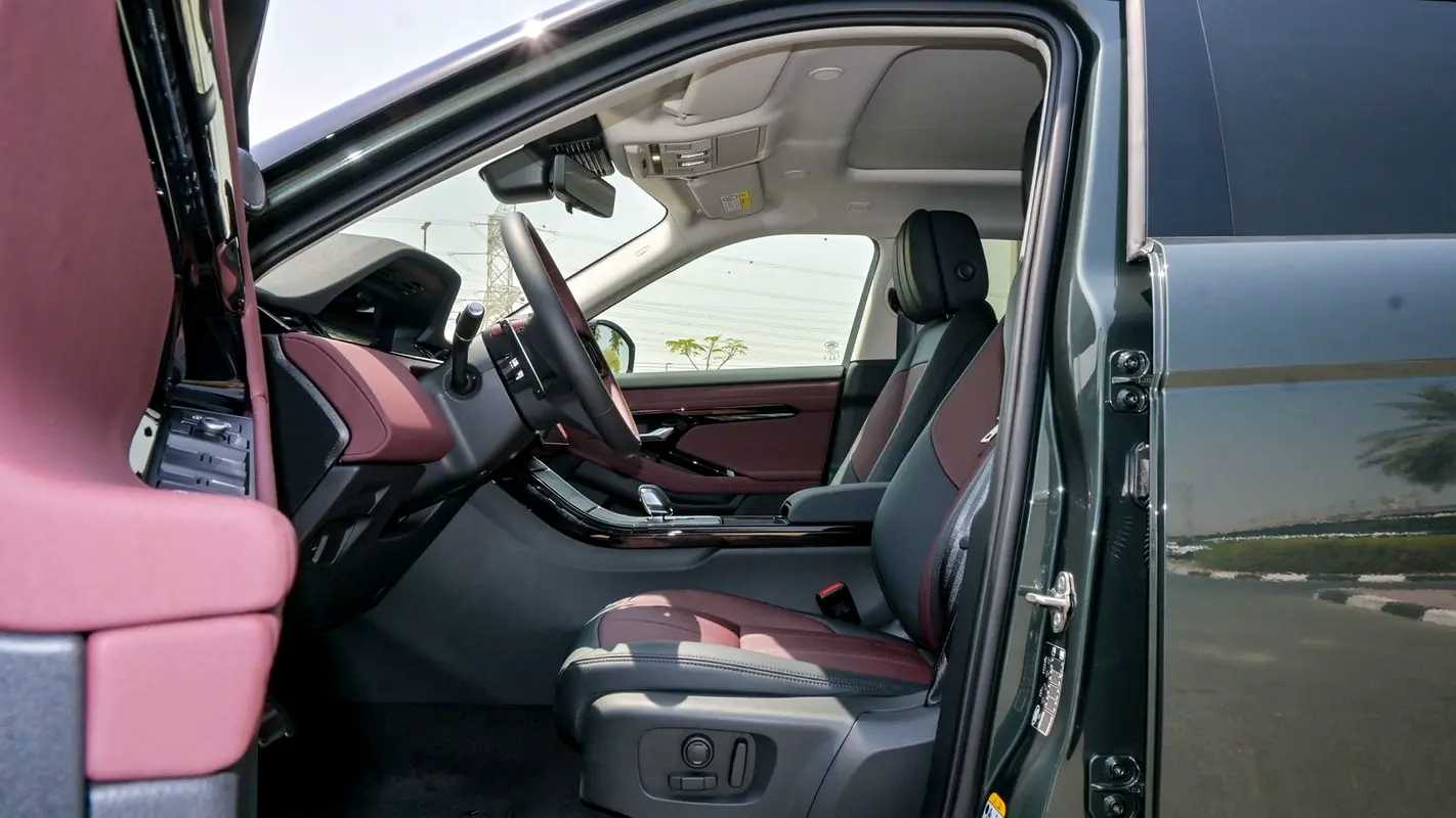 Land Rover Range Rover Evoque 2025