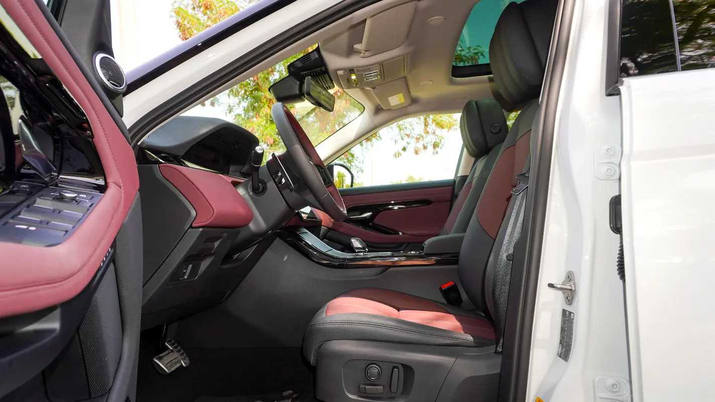 Land Rover Range Rover Evoque 2025