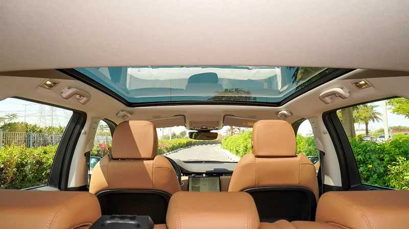 Land Rover Discovery Sport 2025