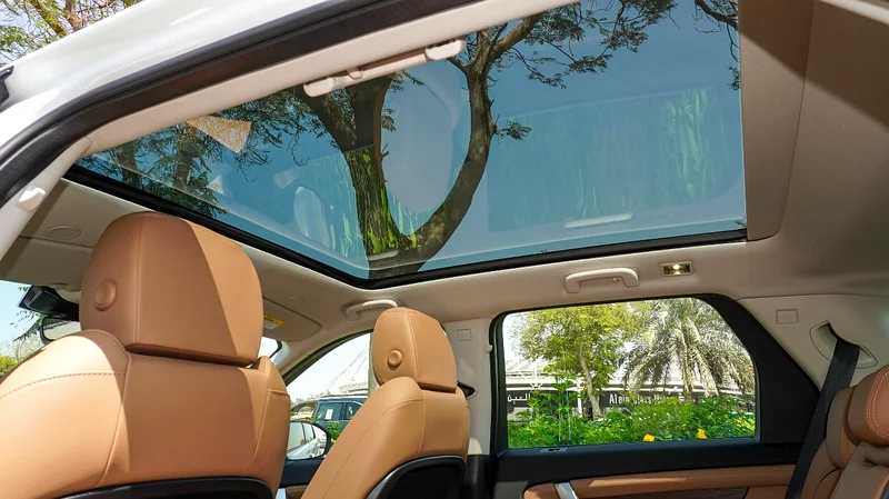 Land Rover Discovery Sport 2025