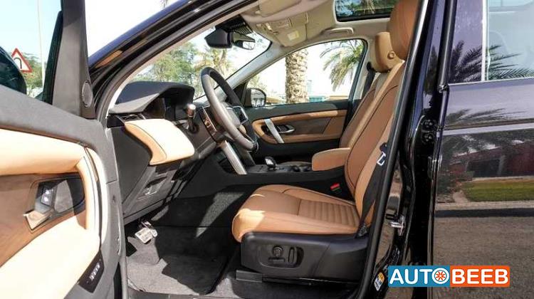 Land Rover Discovery Sport 2025