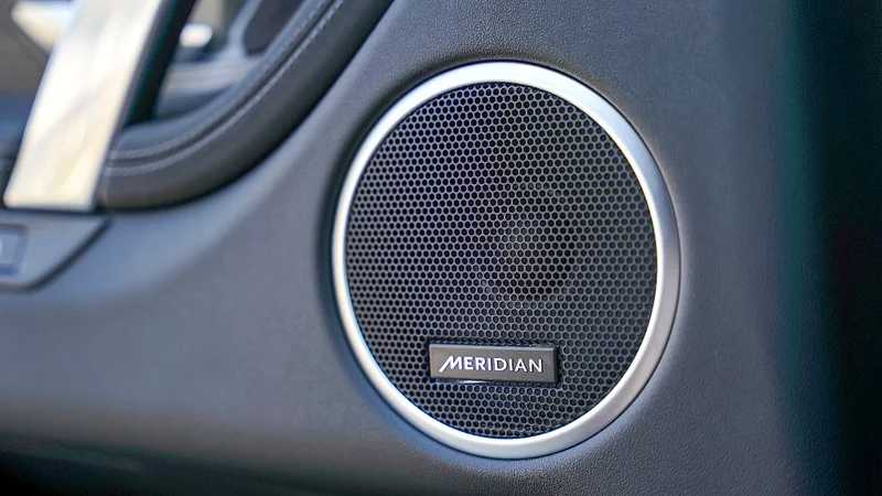 Land Rover Discovery Sport 2025