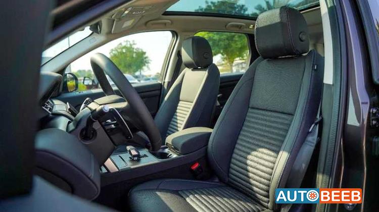 Land Rover Discovery Sport 2025