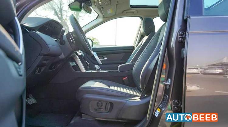 Land Rover Discovery Sport 2025