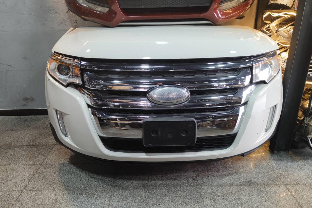 Body  Front clip Ford Edge
