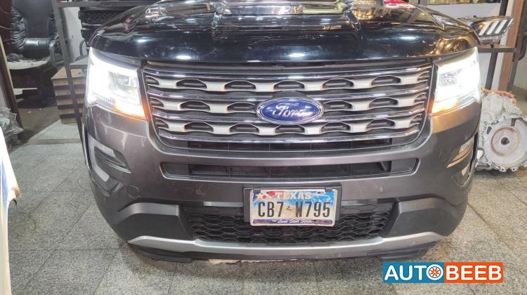 Body  Front clip Ford Explorer