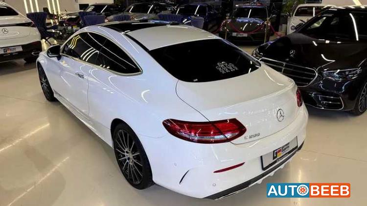 Mercedes Benz C200 2016