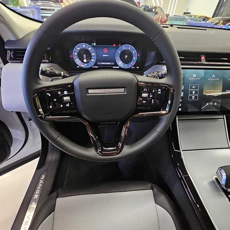 Land Rover Range Rover Velar 2025