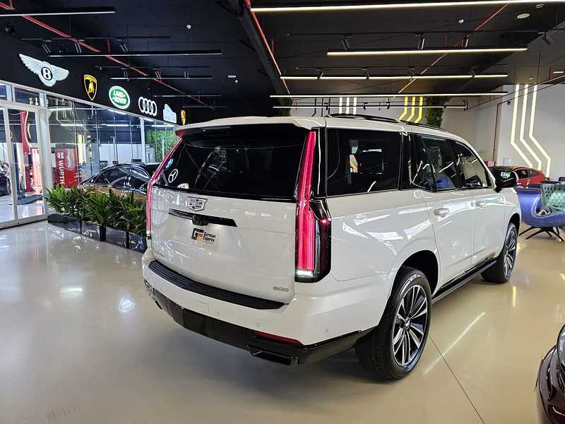 Cadillac Escalade 2025
