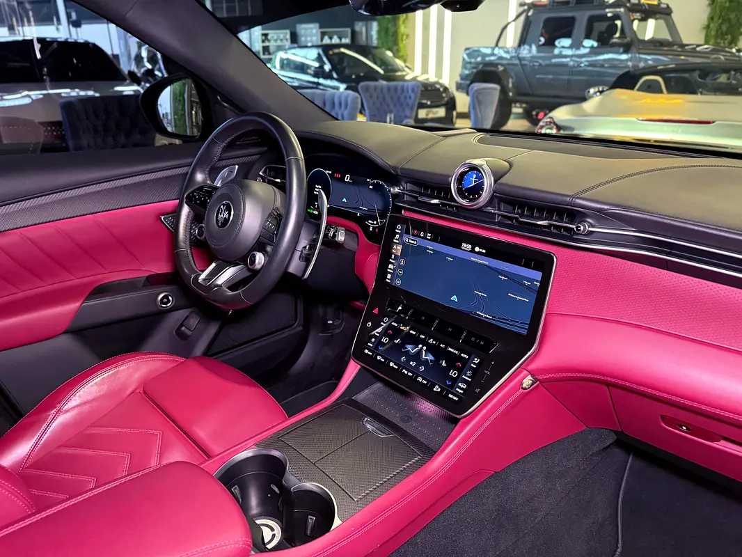 Maserati Grecale  2023