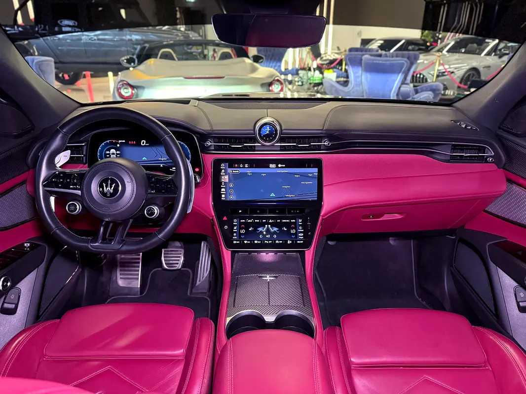 Maserati Grecale  2023