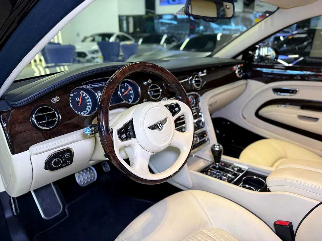 Bentley Mulsanne 2012