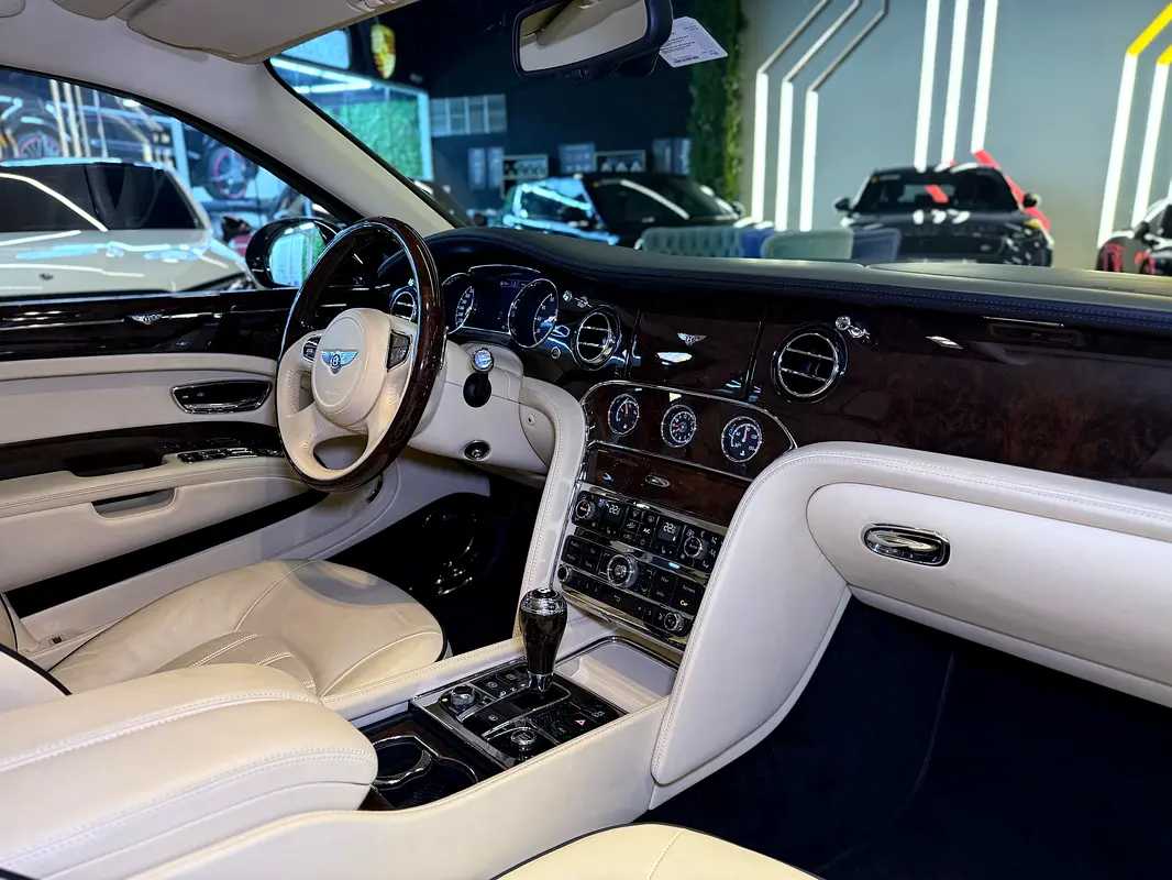 Bentley Mulsanne 2012