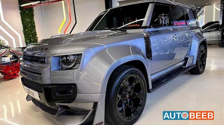 Land Rover Defender 2023