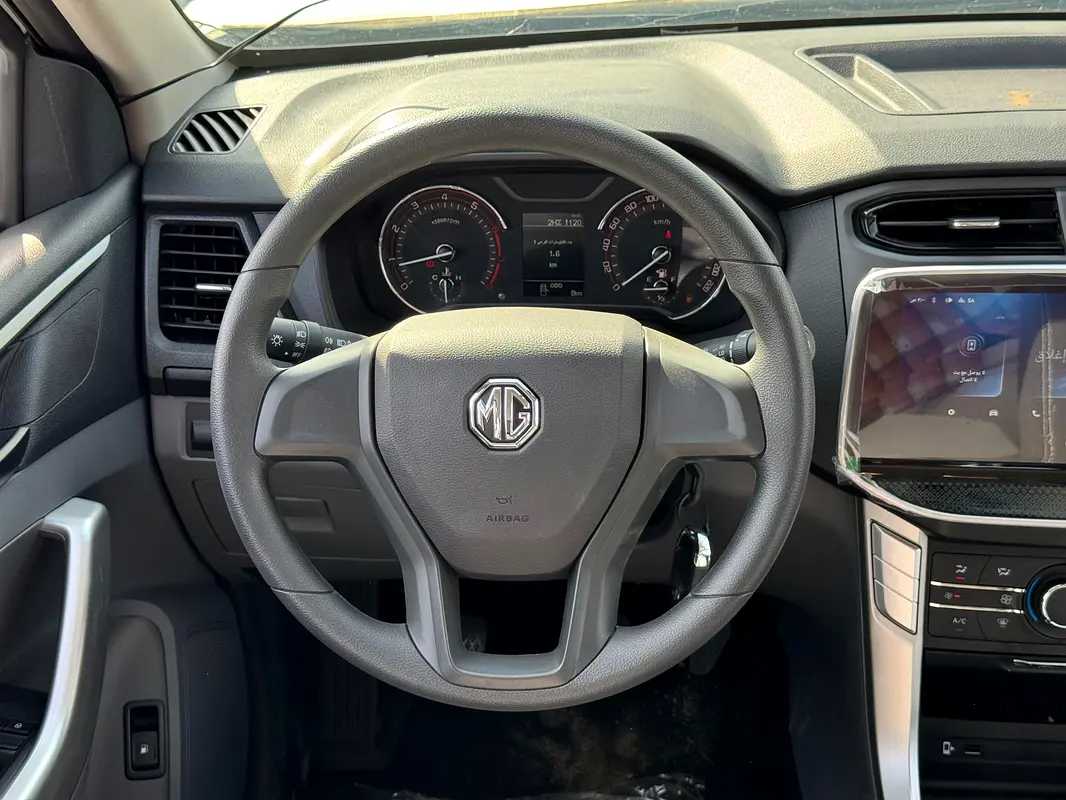 MG T60 2025