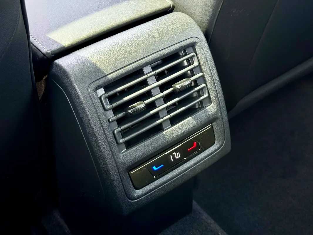 Volkswagen Golf 2025