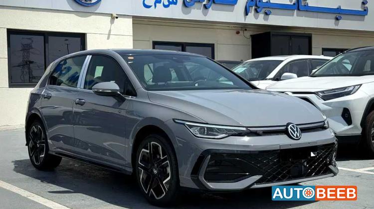 Volkswagen Golf 2025