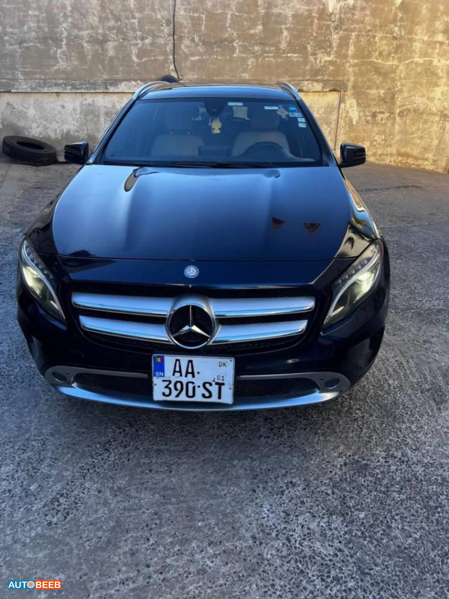 Mercedes Benz GLA250 2017