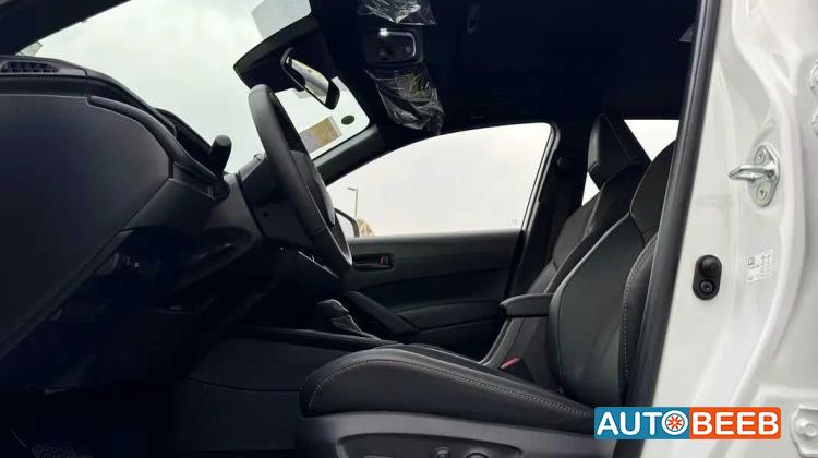 تويوتا كورولا 2025