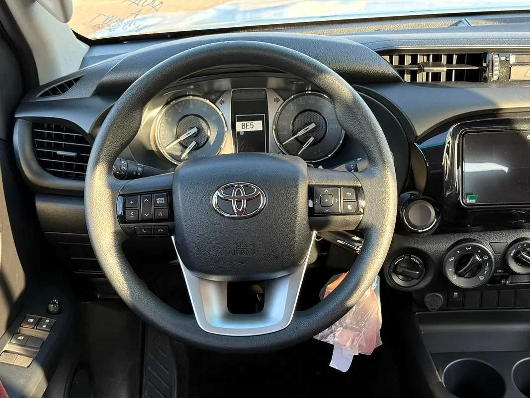 Toyota Hilux 2026