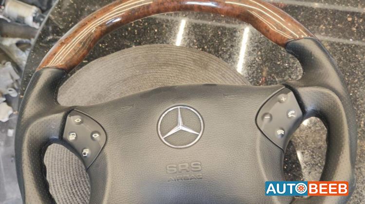 Cabin  Steering Wheel Mercedes Benz C200