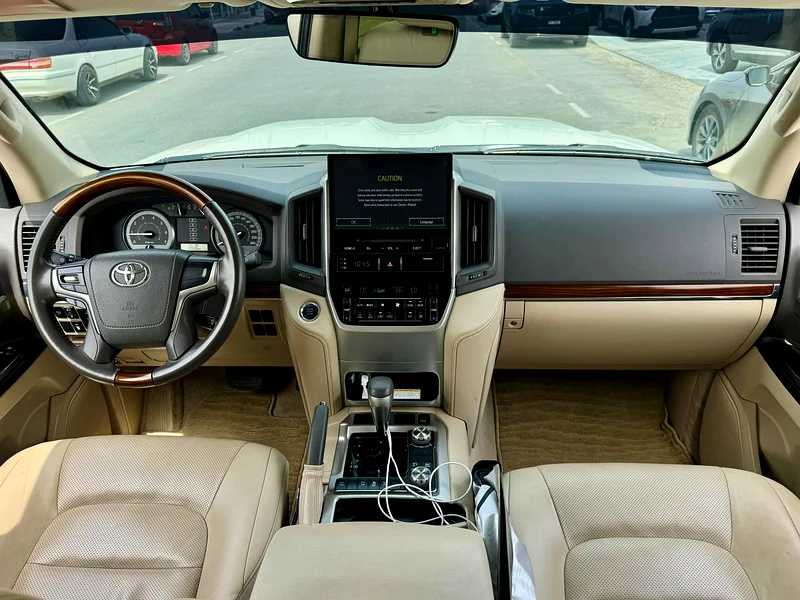 Toyota Land Cruiser 2018