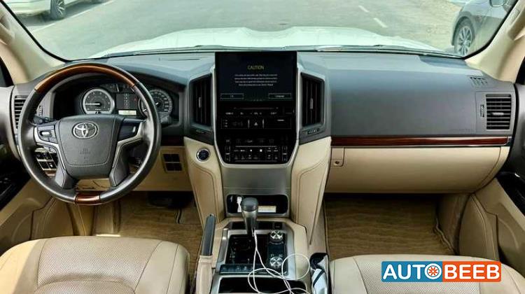 Toyota Land Cruiser 2018