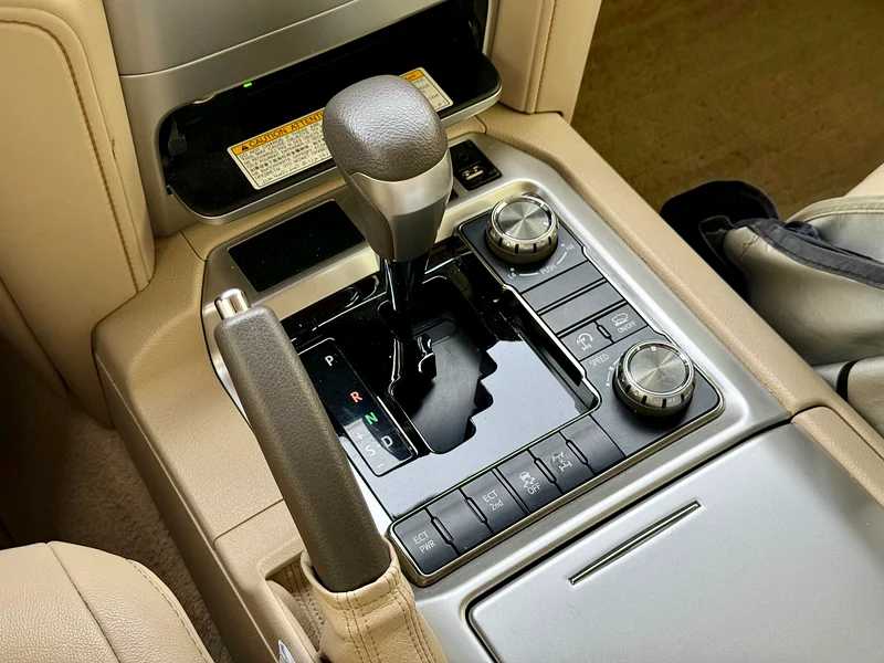 Toyota Land Cruiser 2018