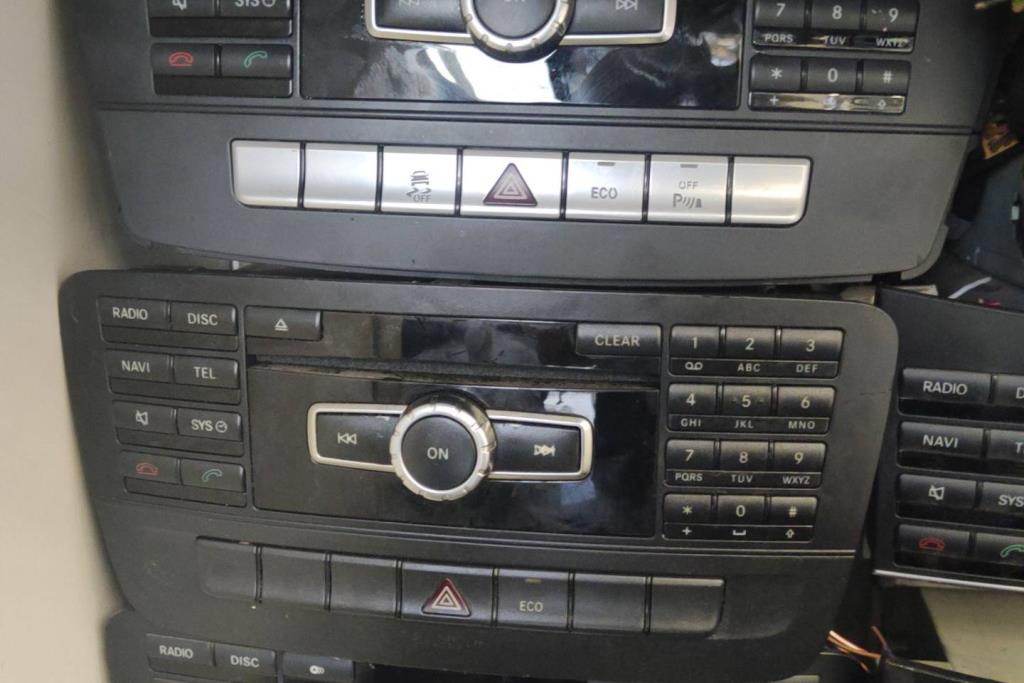 Electronics MP3 Player Mercedes Benz E200