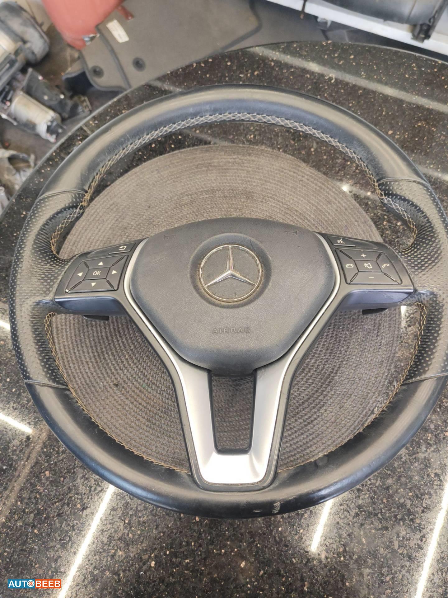 Cabin  Steering Wheel Mercedes Benz E200