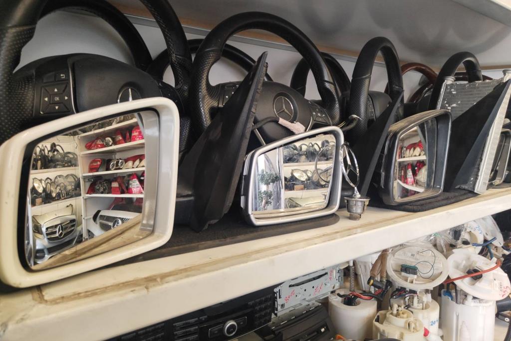 Body  Wing Mirror Mercedes Benz E200