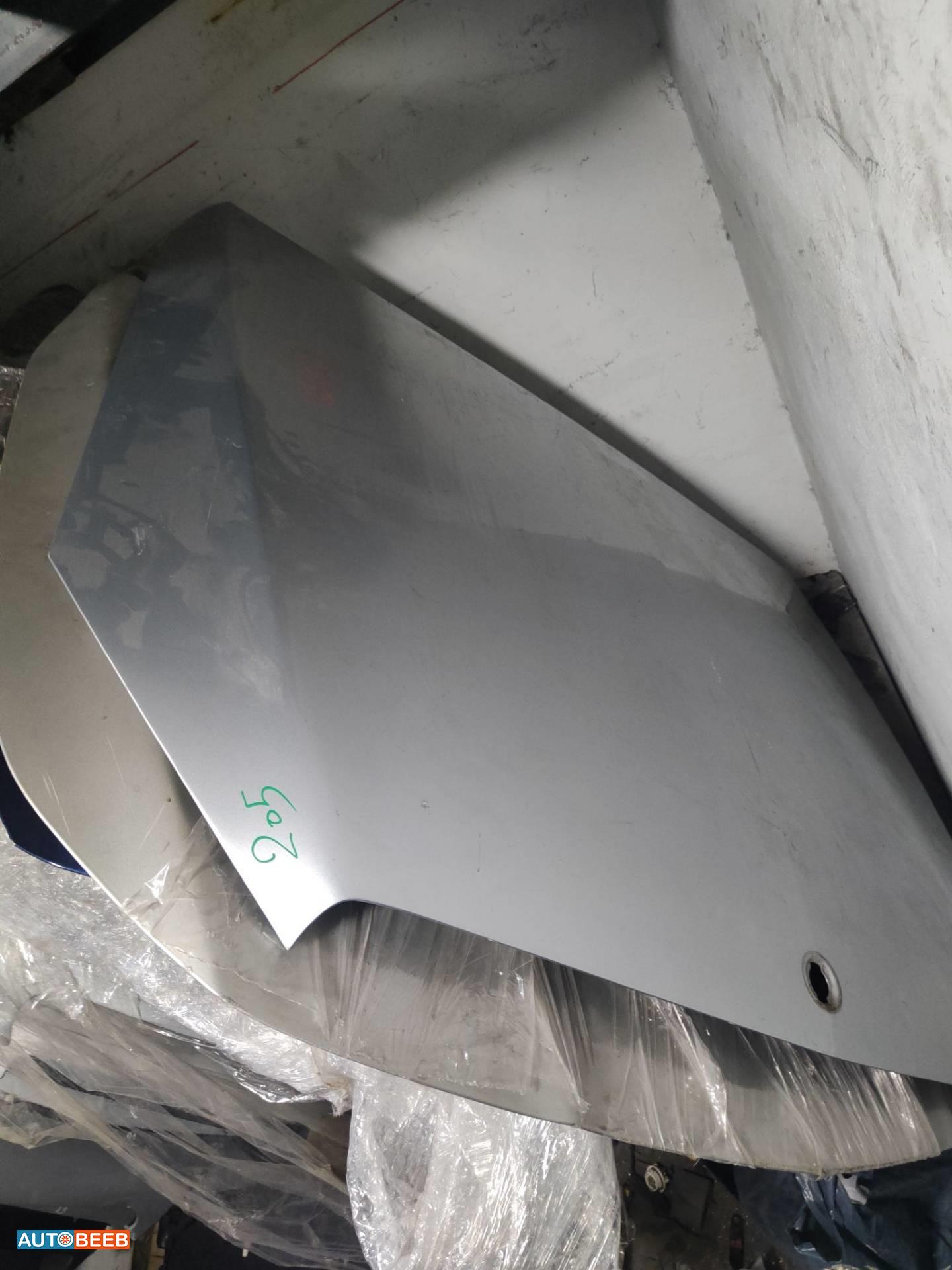 Body  Hood Mercedes Benz C200