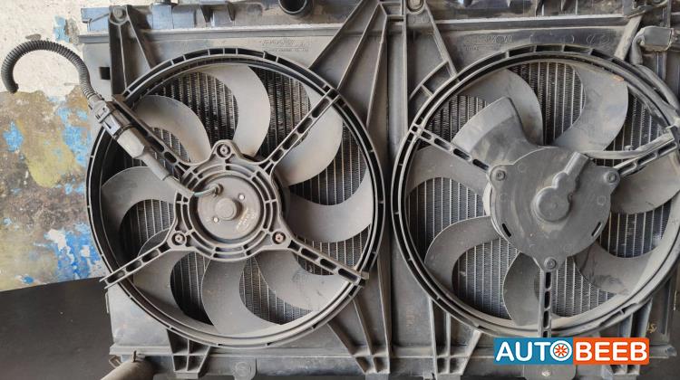 روديتر ماء هيونداي افانتي xd 2001 2002 2003 2004 2005