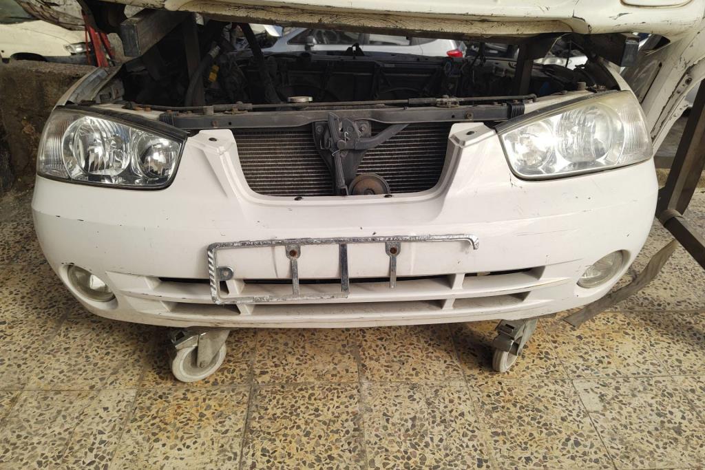 واجهة أمامية طمبون اضوية يمين شمال هيونداي افانتي xd 2000 2001 2002 