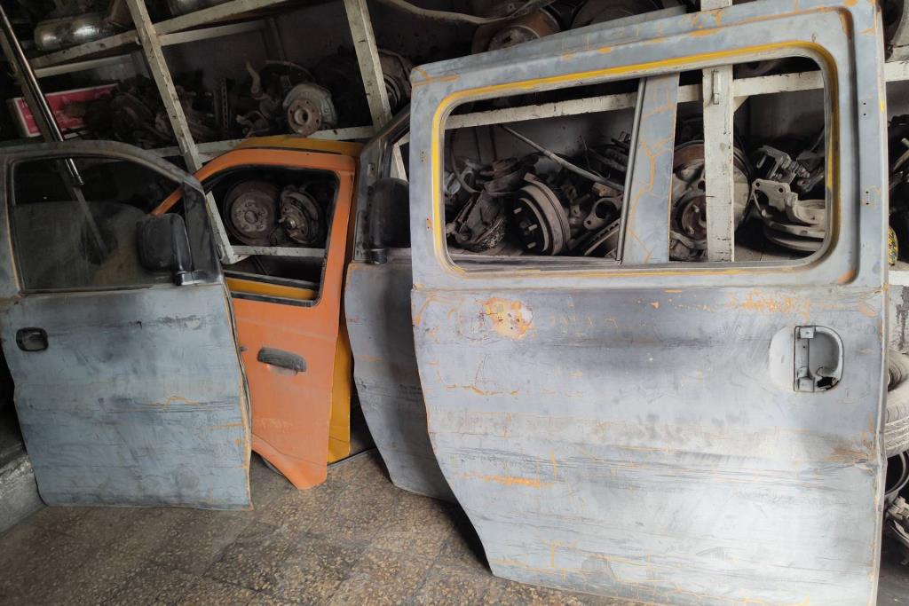 Body  Doors Hyundai H1