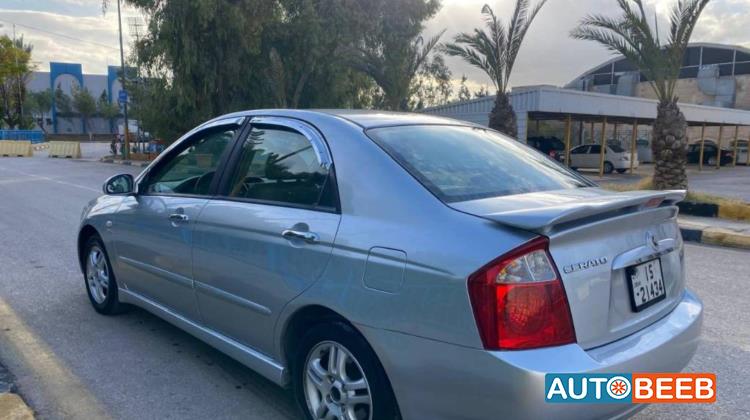 KIA Cerato 2004