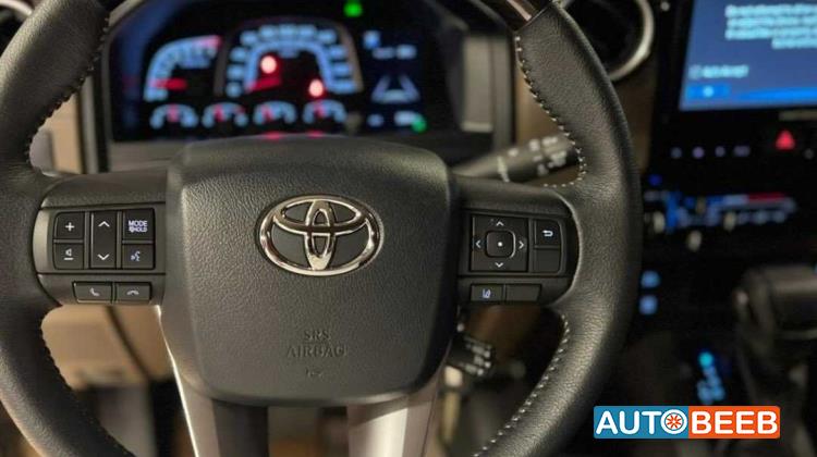 Toyota Land Cruiser 2024