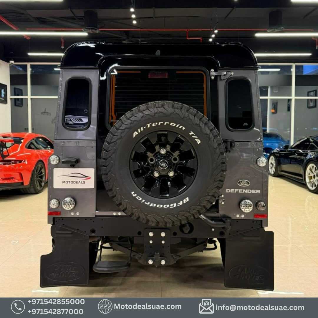 Land Rover Defender 2016