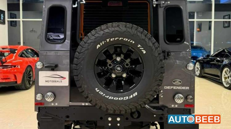 Land Rover Defender 2016