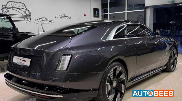 Rolls Royce Spectre 2024