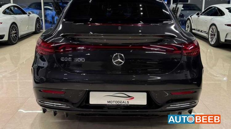 Mercedes Benz EQE300 2023