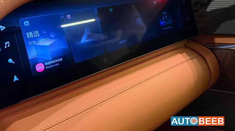 BYD Yangwang U8 2025