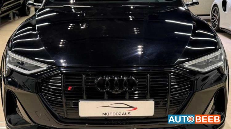 اودي e-ترون 2023