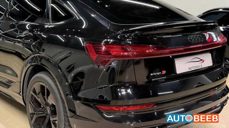 اودي e-ترون 2023