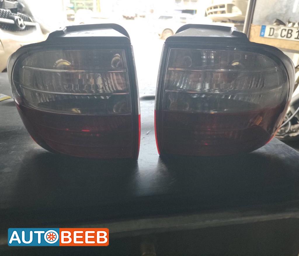 ضوء خلفي يمين شمال هيونداي ستاركس 2002 2003 2004