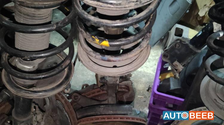  Shock Absorber Hyundai Avante