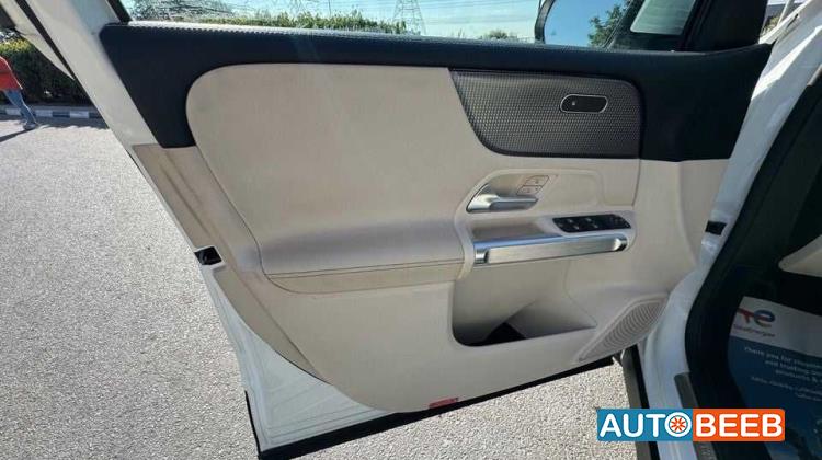 Mercedes Benz GLB250 2022